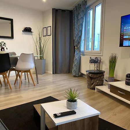 Appartement Cholet Les Halles Cote Jardin Bagian luar foto